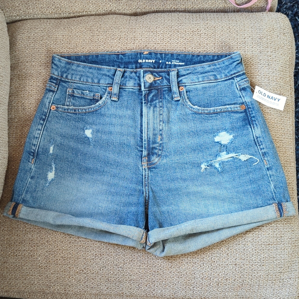 Old Navy High-rise O. G. Straight shorts. Size 6